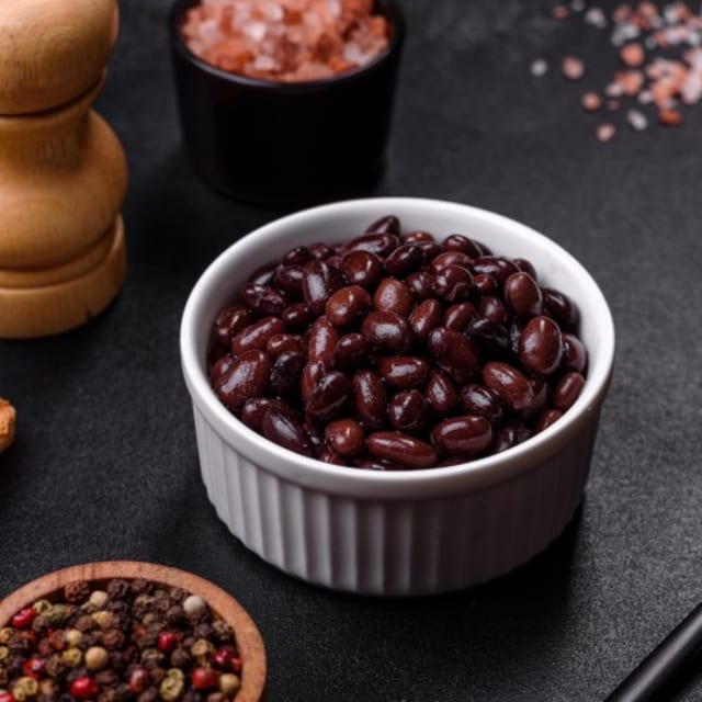 8oz Black Beans.